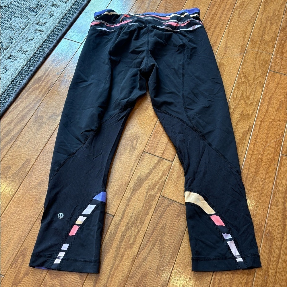 lululemon colorful block leggings womens size 8 - Picture 3 of 3